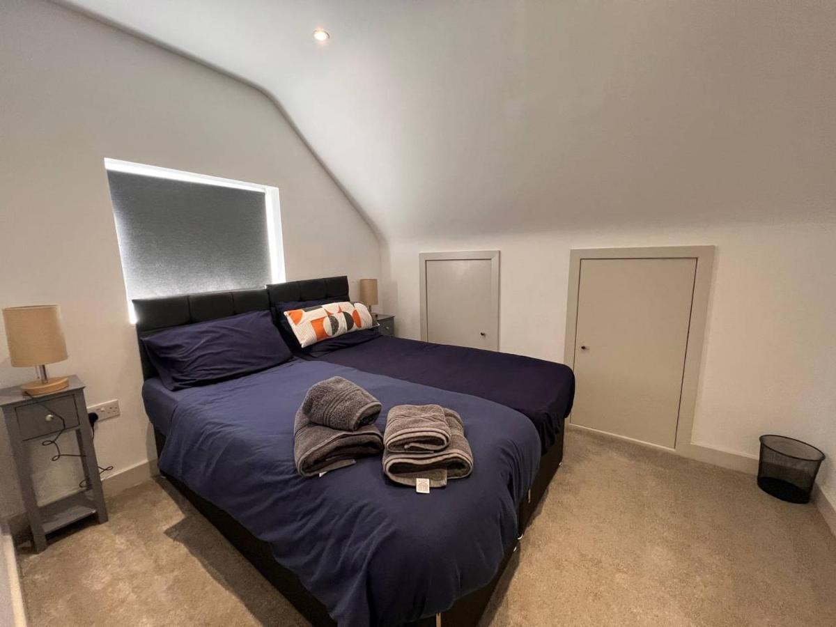 Star London Finchley Road 3-Bed Haven Apartment Bagian luar foto